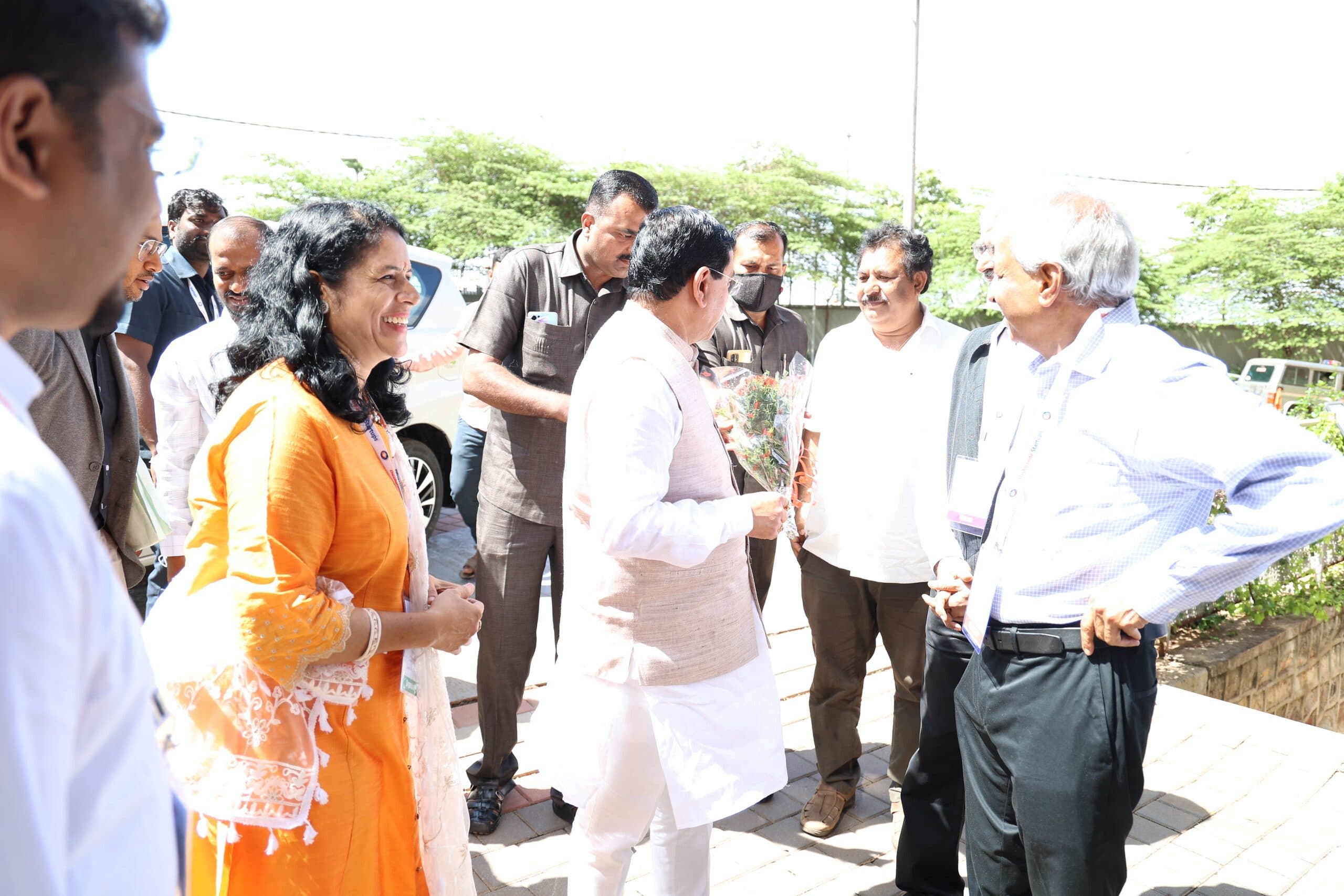 Deshpande Startup Dialogue 2022, Hubli — frame 03