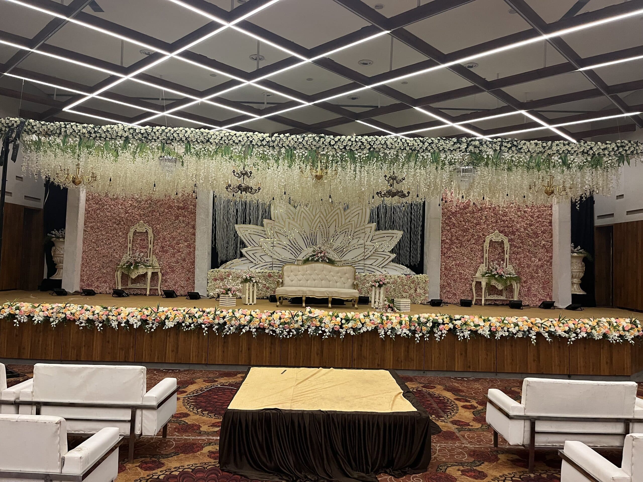 Cubix Hotel Wedding, Hubli — frame 04
