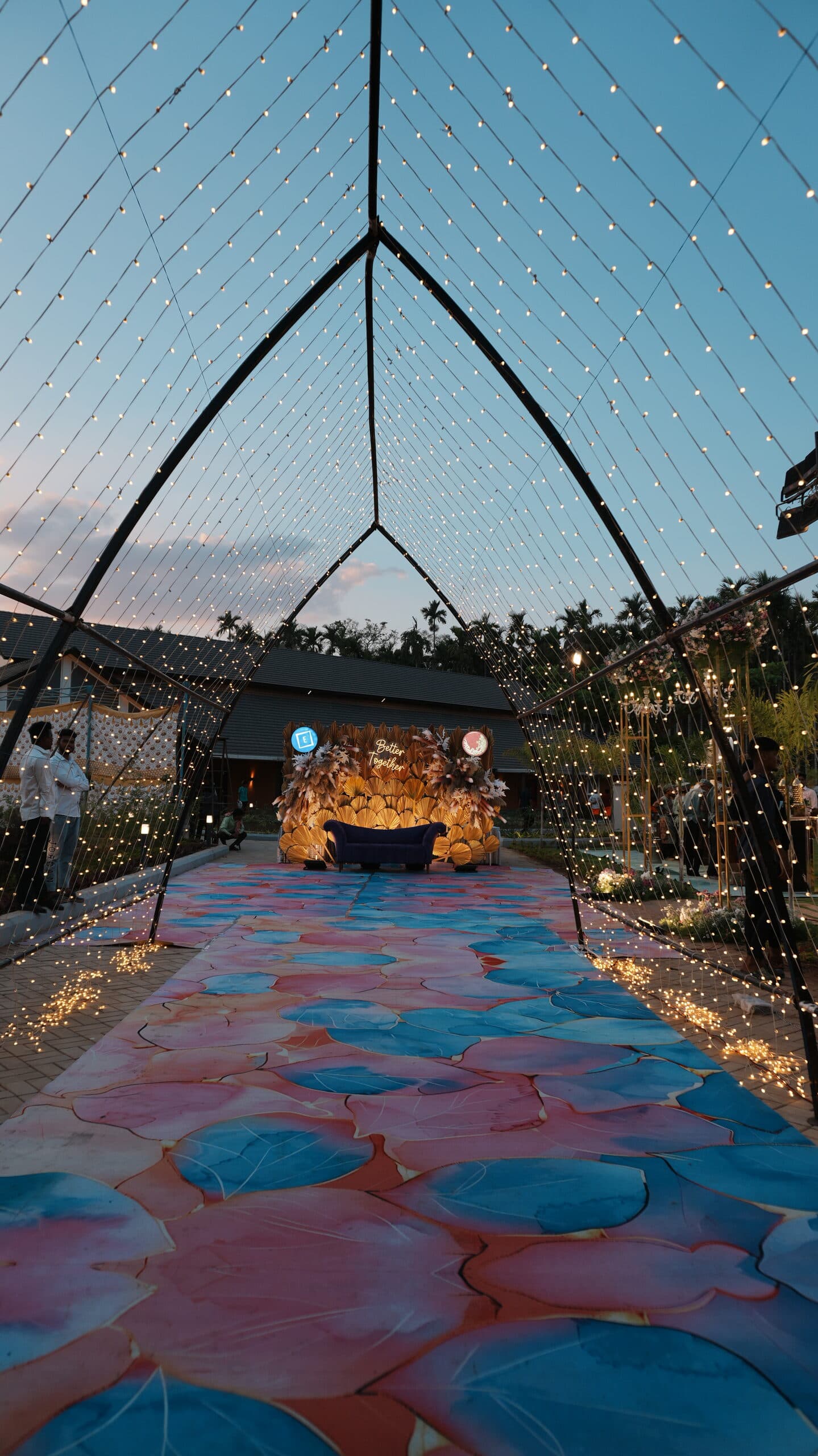 Sirsi Wedding, Sirsi, Karnataka — stage, frame 03