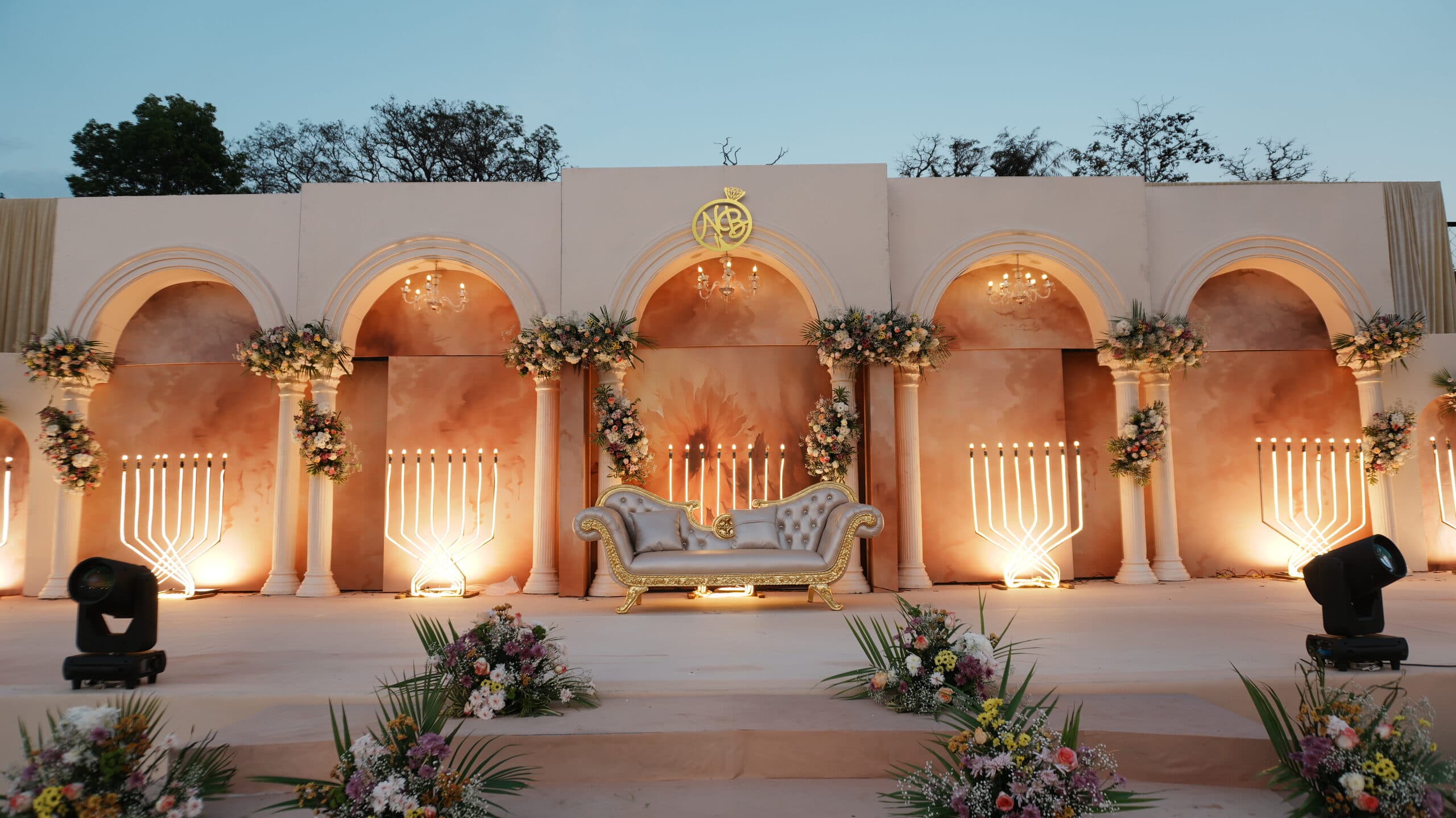Sirsi Wedding, Sirsi, Karnataka — stage, frame 05